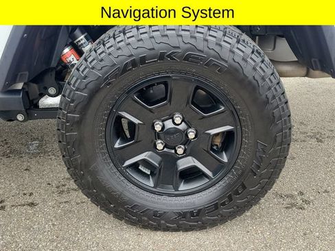 Used 2023 Jeep Gladiator Mojave w/ LED Lighting Group AWD/4WD image 7