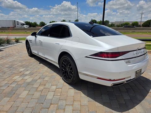 Used 2025 Genesis G90 3.5T AWD/4WD image 7