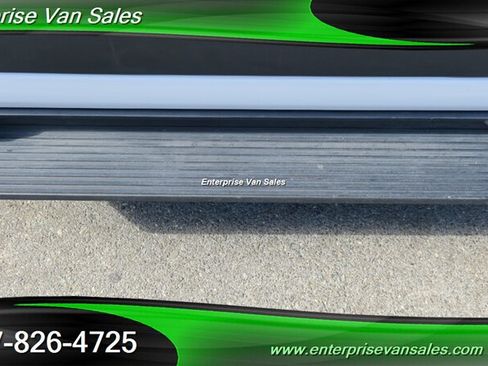 Used 2023 Ford Transit 350 XLT RWD image 11