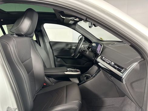 New 2026 BMW X2 xDrive28i AWD/4WD image 27