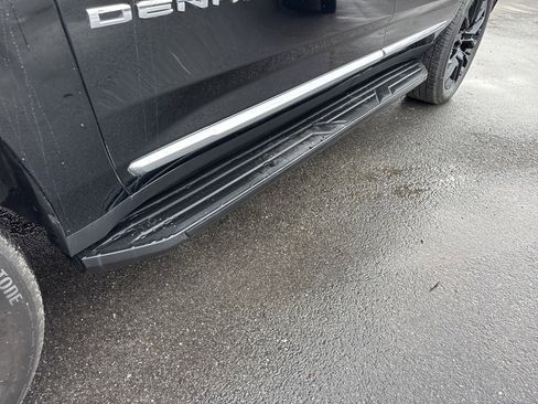 Used 2022 GMC Yukon Denali w/ Max Trailering Package image 17