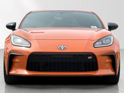 Used 2023 Toyota GR86 10th Anniversary SE image 9