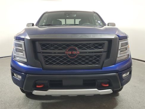 Used 2023 Nissan Titan PRO-4X w/ Pro-4x Convenience Package image 2