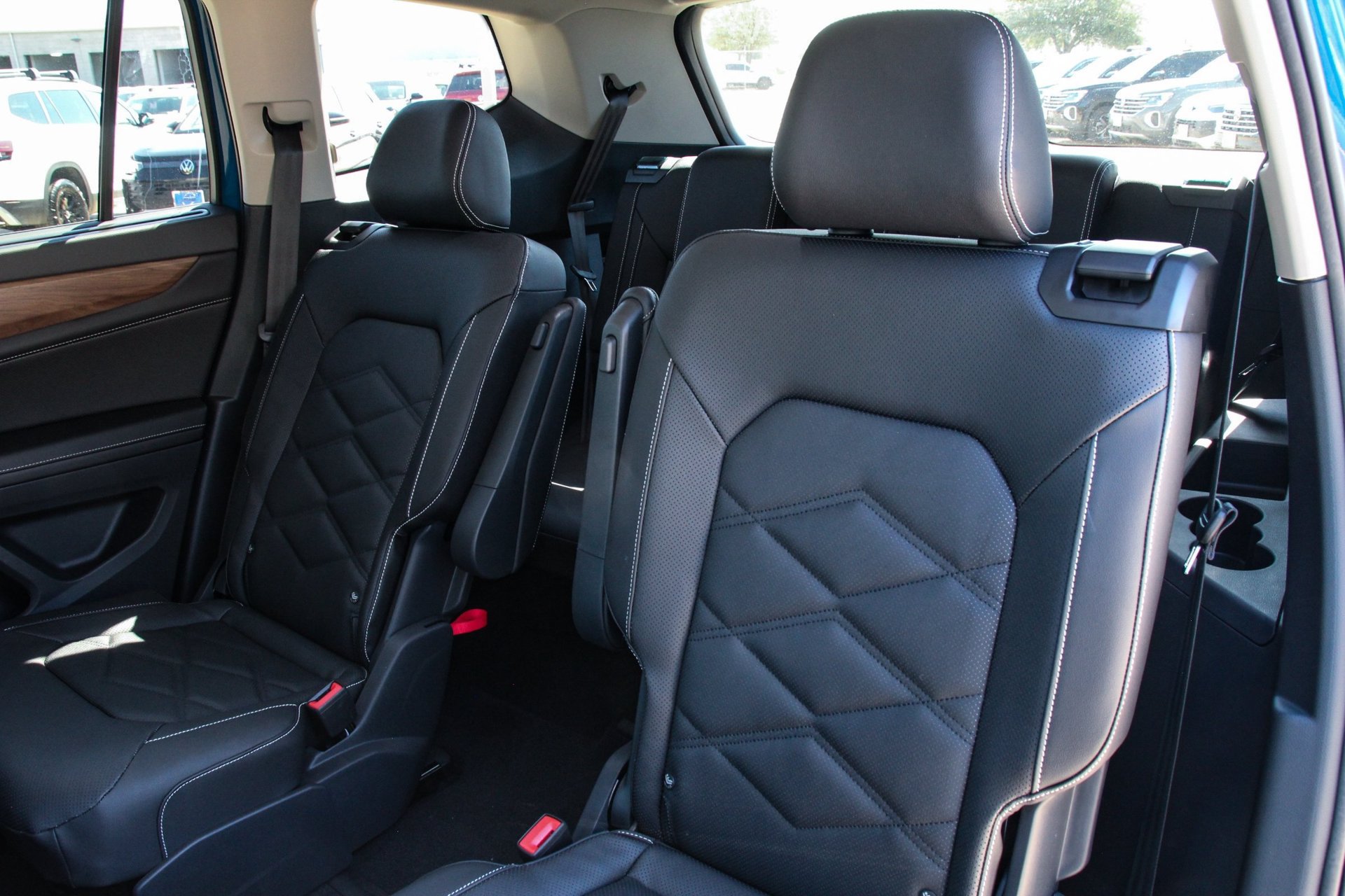Certified 2026 Volkswagen Atlas SE FWD image 28