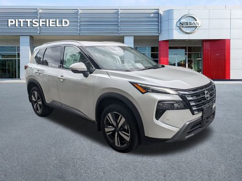 Certified 2024 Nissan Rogue SL image 1