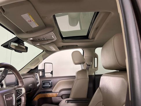 Used 2018 GMC Sierra 3500 SLT w/ Duramax Plus Package image 22