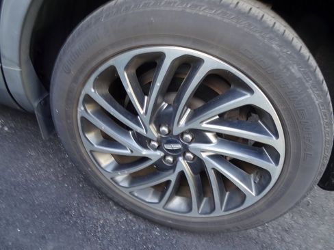 Used 2019 Lincoln Nautilus Reserve image 11