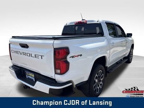 Used 2023 Chevrolet Colorado LT w/ LT Convenience Package III AWD/4WD image 7