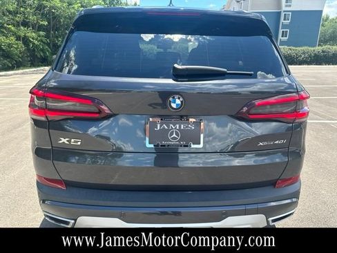 Used 2022 BMW X5 xDrive40i w/ Executive Package AWD/4WD image 6