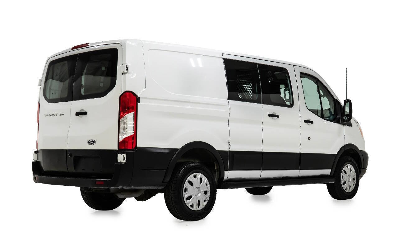 Used 2019 Ford Transit 250 130 Low Roof w/ Exterior Upgrade Package RWD image 3