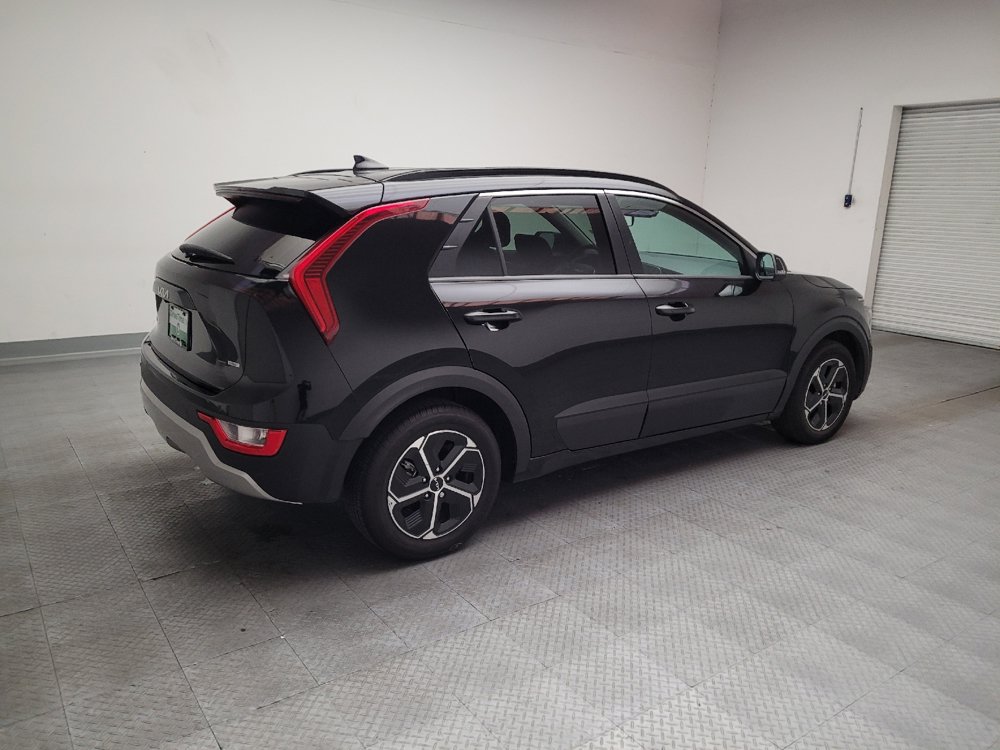 Used 2023 Kia Niro EX FWD image 10