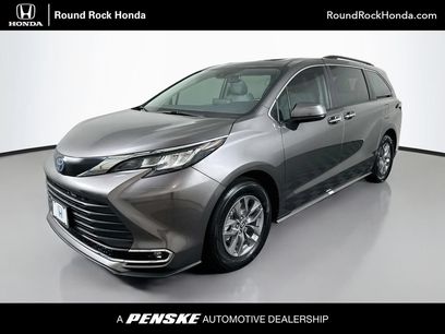 Used 2023 Toyota Sienna XLE