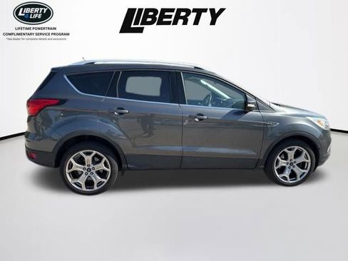 Used 2019 Ford Escape Titanium AWD/4WD image 8