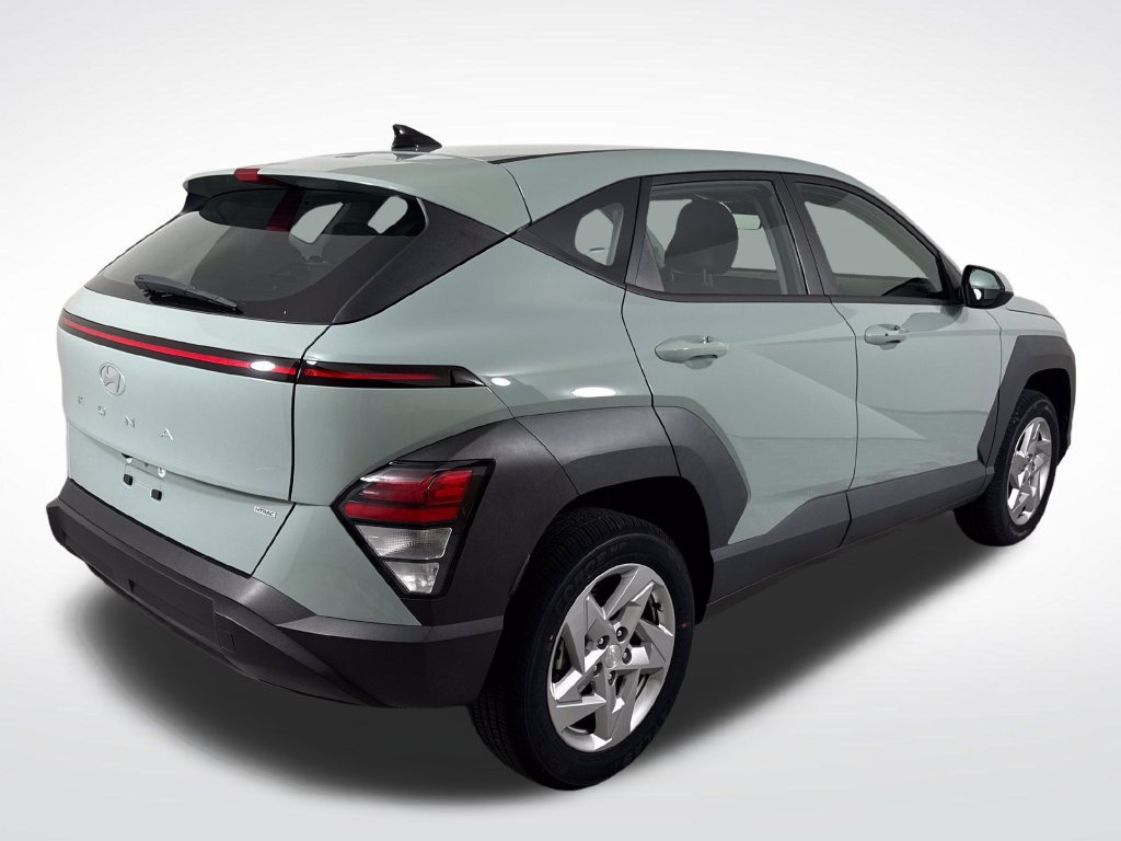 Certified 2024 Hyundai Kona SE AWD/4WD image 3