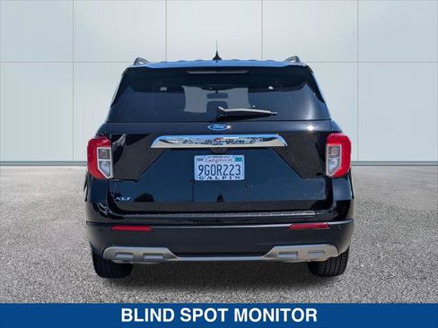 Certified 2023 Ford Explorer XLT w/ Equipment Group 202A RWD image 4