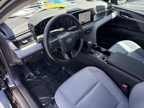 Used 2025 Toyota Camry LE FWD image 21
