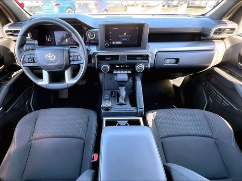 Used 2025 Toyota 4Runner SR5 image 21