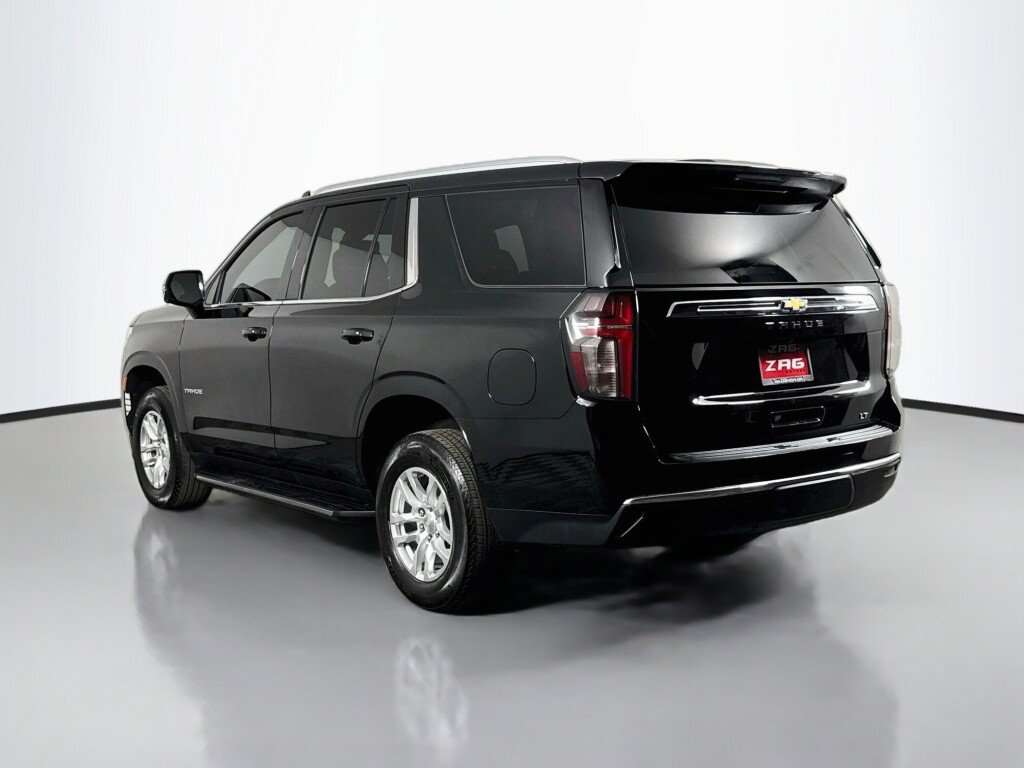 Used 2022 Chevrolet Tahoe LT w/ Luxury Package AWD/4WD image 3
