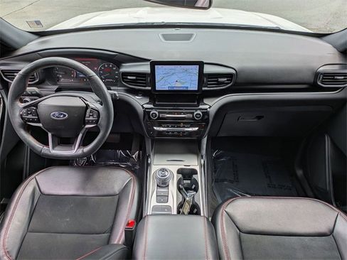 Used 2022 Ford Explorer ST-Line w/ Class IV Trailer Tow Package image 31