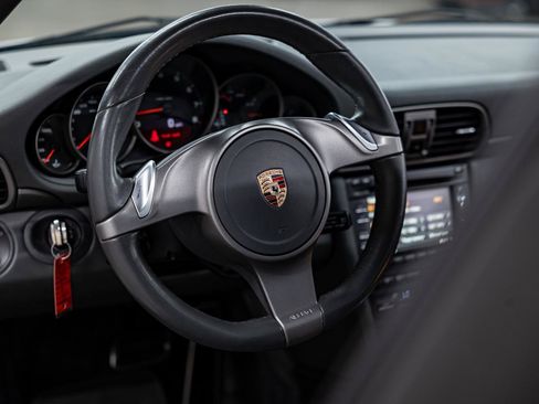 Used 2009 Porsche 911 GT3 RS image 12