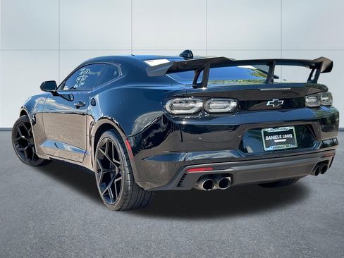 Used 2021 Chevrolet Camaro SS RWD image 34