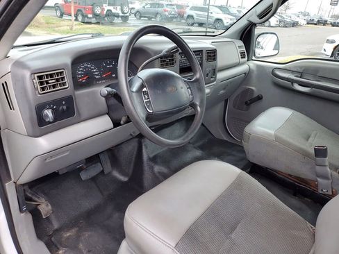 Used 2002 Ford F250 XL image 9