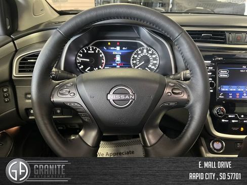 Used 2024 Nissan Murano SL AWD/4WD image 15