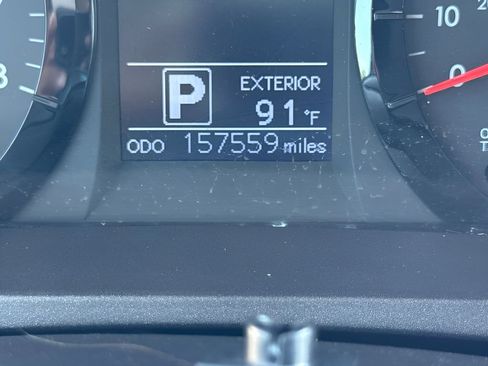 Used 2015 Toyota Sienna LE FWD image 12