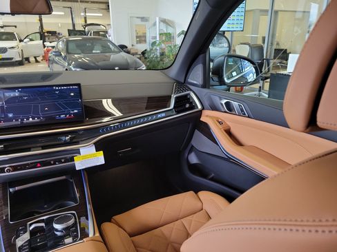 New 2026 BMW X5 xDrive50e AWD/4WD image 19