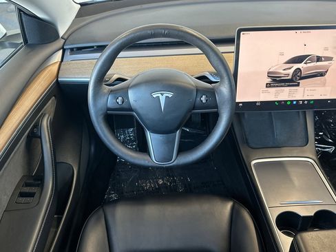 Used 2022 Tesla Model 3 Long Range AWD/4WD image 13