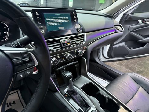 Used 2019 Honda Accord EX-L image 8