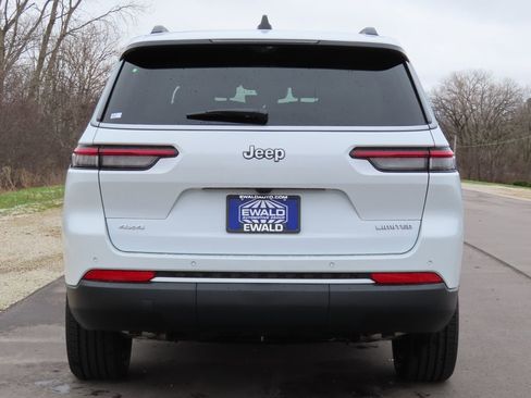 New 2026 Jeep Grand Cherokee L Limited w/ Luxury Tech Group II AWD/4WD image 18