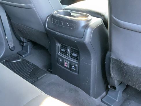 Used 2021 Nissan Titan SV w/ SV Convenience Package AWD/4WD image 22