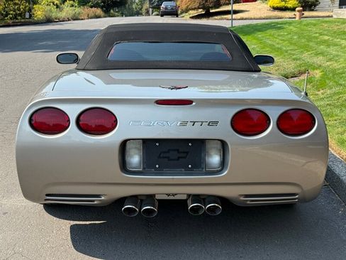 Used 1998 Chevrolet Corvette Convertible w/ Memory Pkg image 5