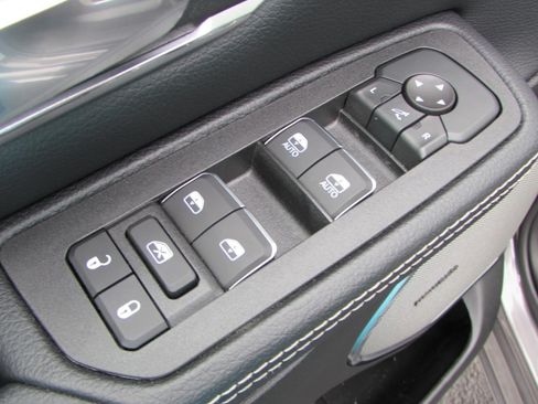 New 2026 RAM 1500 Laramie w/ Night Edition AWD/4WD image 20