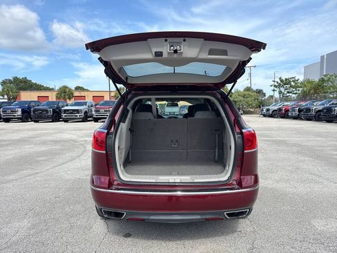 Used 2017 Buick Enclave Convenience FWD image 28