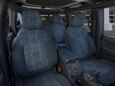 New 2025 Ford Bronco Heritage Edition image 10