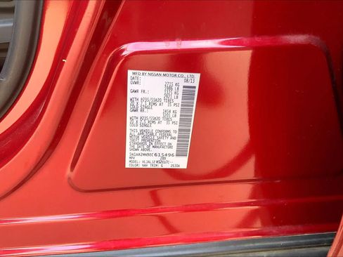 Used 2014 Nissan Pathfinder Platinum w/ Platinum Premium Package FWD image 33