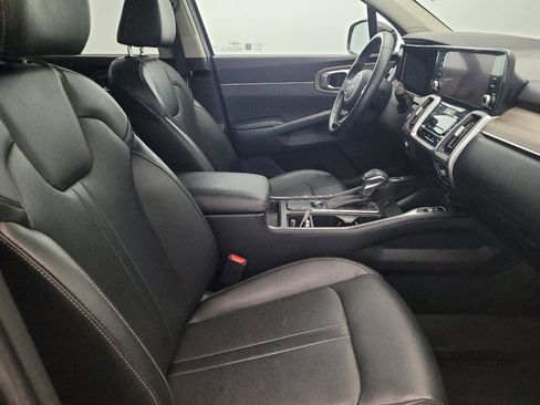 Used 2023 Kia Sorento S w/ Panoramic Sunroof Package image 21