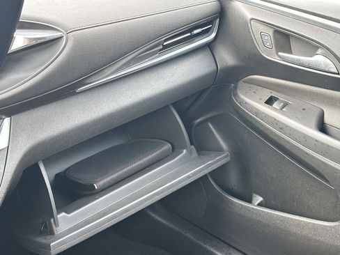 Certified 2024 Buick Envista Preferred FWD image 31