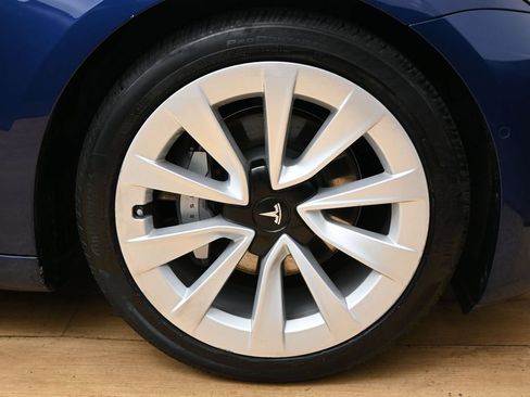 Used 2021 Tesla Model 3 Standard Range Plus RWD image 12