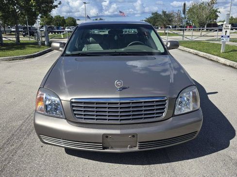 Used 2000 Cadillac De Ville w/ Comfort/Convenience Pkg image 3