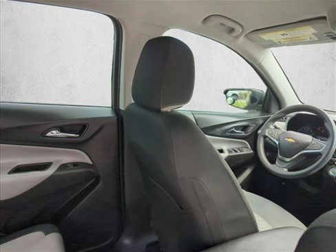 Used 2018 Chevrolet Equinox LS w/ LPO, Cargo Package FWD image 20