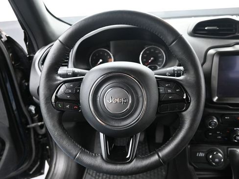 Used 2022 Jeep Renegade Altitude w/ Convenience Group AWD/4WD image 17