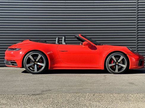 Used 2022 Porsche 911 Carrera S image 9