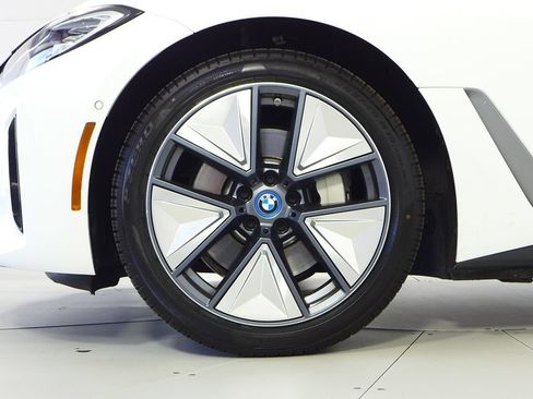 Used 2023 BMW i4 eDrive35 w/ Premium Package RWD image 5