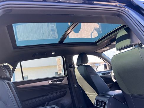 New 2026 Volkswagen Atlas Cross Sport SE AWD/4WD image 12
