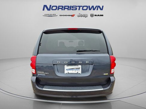 Used 2014 Dodge Grand Caravan SE w/ Quick Order Package 29E SE FWD image 5