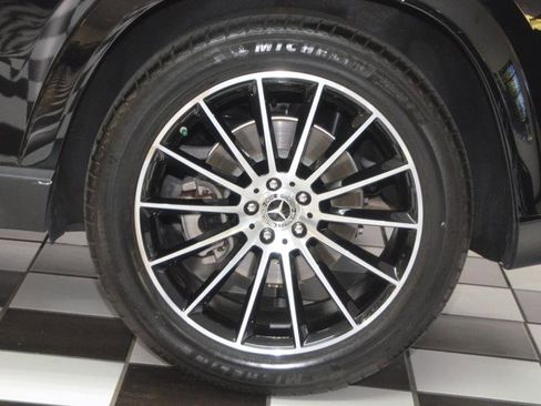 Used 2020 Mercedes-Benz GLE 450 4MATIC w/ AMG Line Exterior image 13