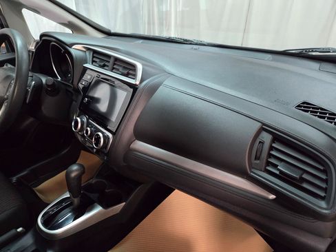 Used 2019 Honda Fit EX image 19